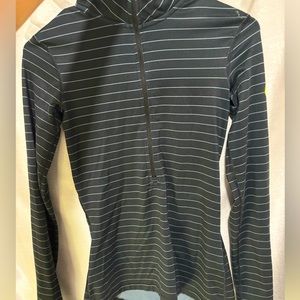 Nike Pro XS long sleeve Black/ Gray